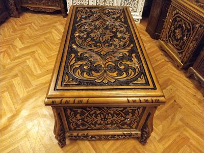 Maraş Çeyiz Sandığı ve Sehpa (silme boya) - 4
