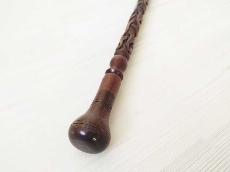Özel İşçilikli Ahşap Baston - 5