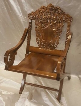 Oymalı Kollu Sandalye
